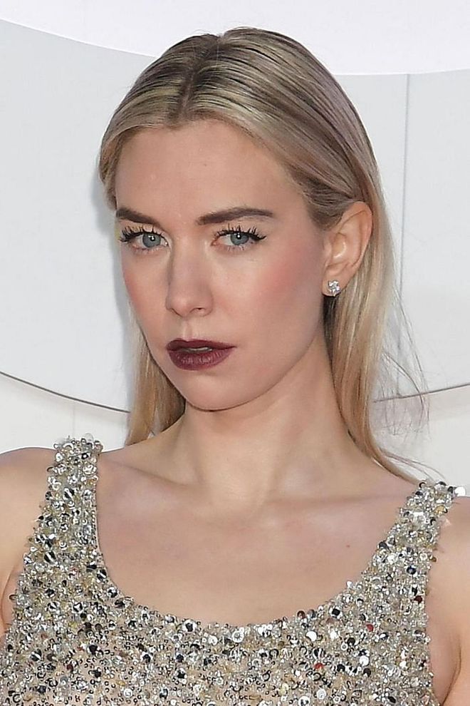 Vanessa Kirby's dark berry-coloured lipstick matched the skirt of her outfit, while long lashes and a touch of highlighter defined the actress' eyes.

Photo: Getty