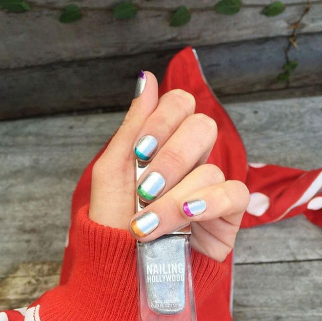 Vibrant spring-like shades in green, blue, and fuchsia pop on top of silver.
@stephstonenails 