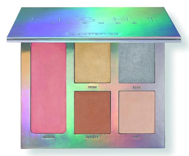 With five different sculpting and highlighting powders combined in one easy-to-use palette, you know she'll definitely be glowing like a pro.