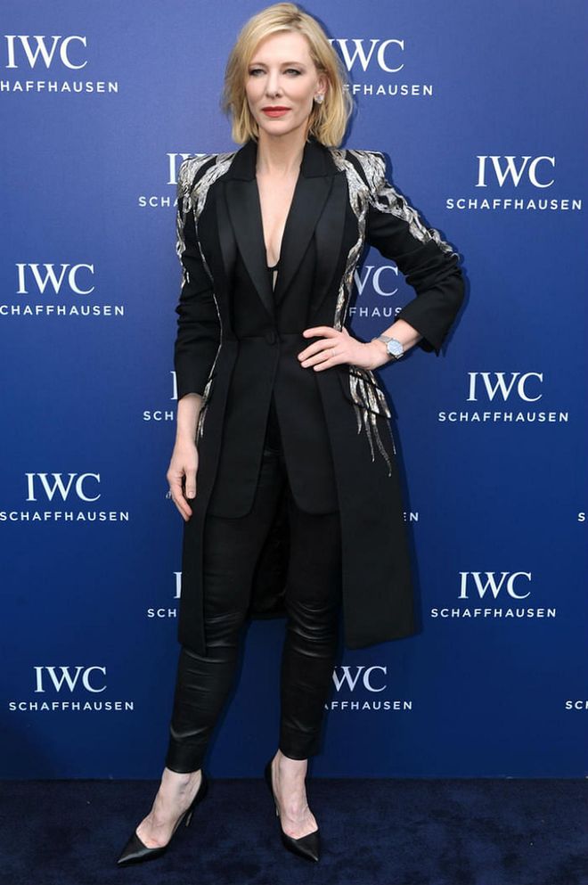 The actress wore an Alexander McQueen long-line coat-blazer with double-layered lapels and silver beaded embroidery for the IWC Schaffhausen event in Shanghai.

Photo: Getty