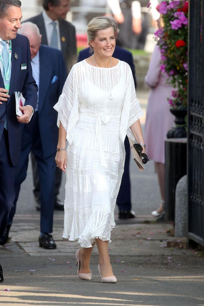 Sophie looked ethereal in a flowing white dress at this year's Chelsea Flower Show.
Photo: Getty