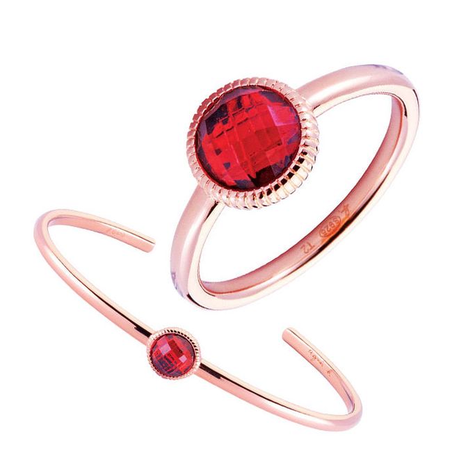 “Rien ne se fait sans amour” (nothing can be done without love), is the title of AGNÈS B.’s latest accessories collection, with pieces fittingly rendered in red and rose gold.