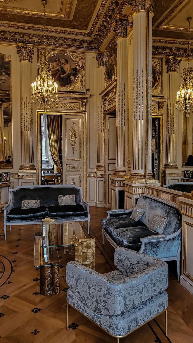 This exquisite room inside the historic boutique of Chaumet once housed Chopin himself.