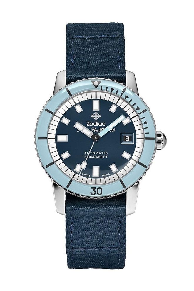 With a significant history dating back to the early 1950s, the Super Sea Wolf is faithful to the design and features of its predecessor. The 40mm automatic watch is water-resistant to 200 meters and comes paired with a blue military-style textile strap.