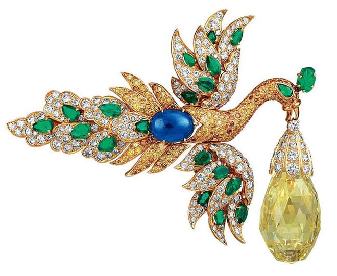 Along with the jewelry in its permanent collection, the museum also has exhibits dedicated to gems, like the 2011 show of Van Cleef & Arpels jewelry in which this intricate brooch, topped off with a 95-carat diamond, was shown.