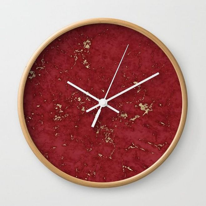 Everyone loves marbled anything these days. A red marbled wall clock is the perfect addition to your home during this festive period and is a sure compliment-getter. 