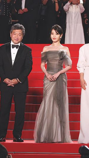 Hirokazu Kore-eda (second from left), director of South Korean film Broker, with cast members (from left) Song Kang-ho, IU, Lee Joo-young and Gang Dong-won on the Cannes Film Festival. (Photo: TPG Images)