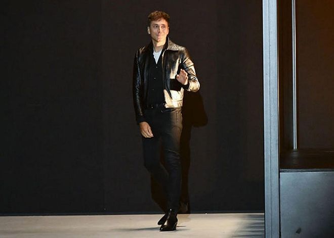 Hedi Slimane, solely responsible for our skinny jeans addiction in the early ’90s, was appointed Creative Director of Yves Saint Laurent before becoming the Creative Director of CELINE in 2018.