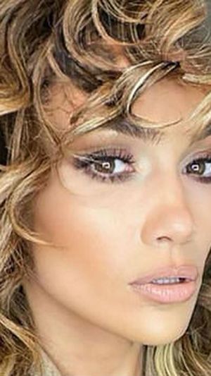 Jennifer Lopez - Chunkier Highlights