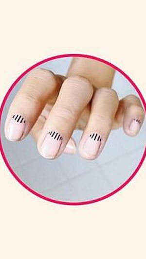 minimalist-nails