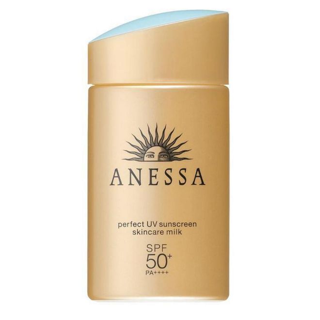 This sunscreen does not only stay put even after sweating, it strengthens in UV protection, thanks to its aqua booster technology. It also comes clockful with ingredients that work to hydrate and condition your skin, such as green tea and cherry tea leaf that fights free radicals. You’re left with a dewy, gel texture that glides on smoothly. 
Photo: Courtesy