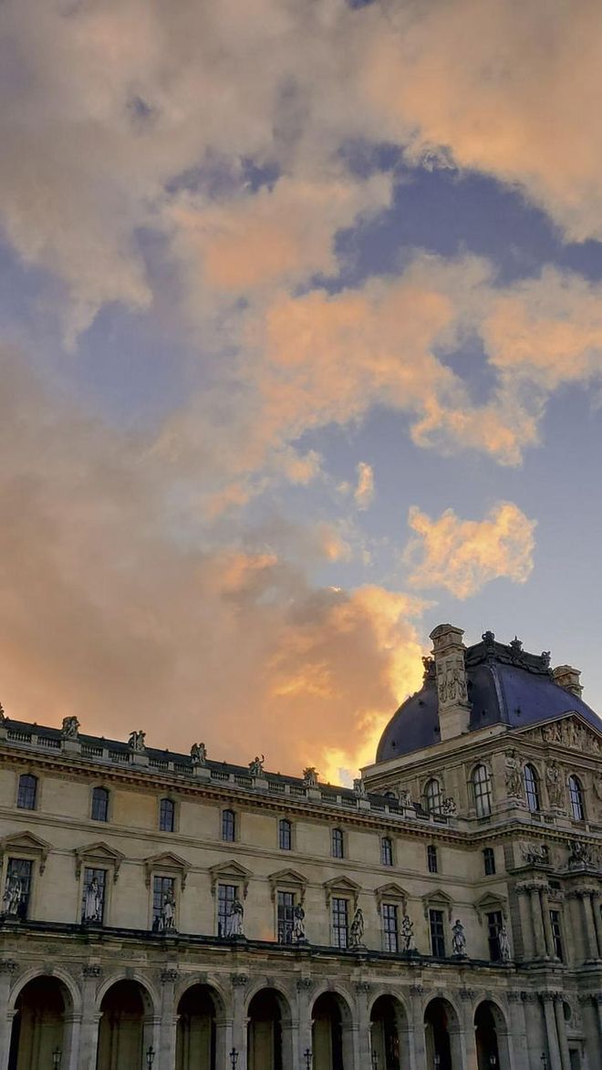 A fiery sunset before Louis Vuitton, the closing show of Paris Fashion Week.