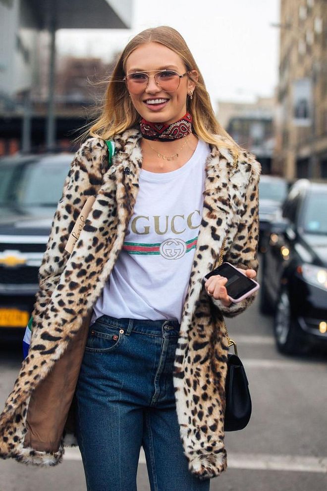 Let your neck scarf double as a choker like Romee Strijd.

Photo: Melodie Jeng / Getty