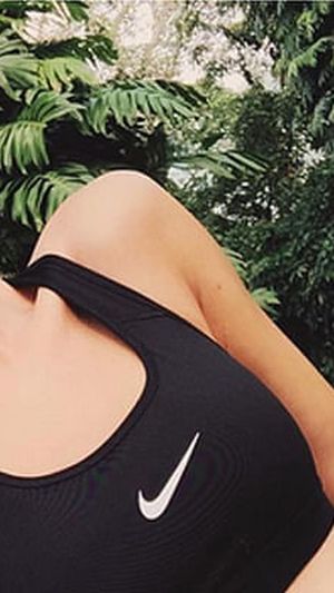rosie huntington-whiteley instagram celebs getting fit