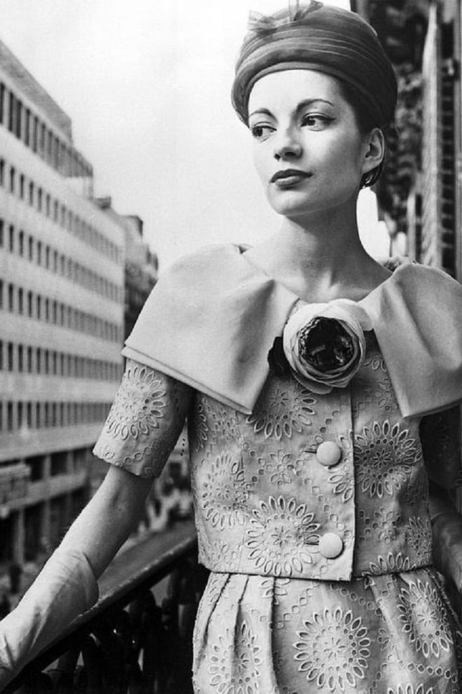 The spring/summer 1958 presentation of Pierre Cardin.

Photo: Getty