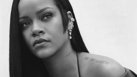 Rihanna Fenty Perfume