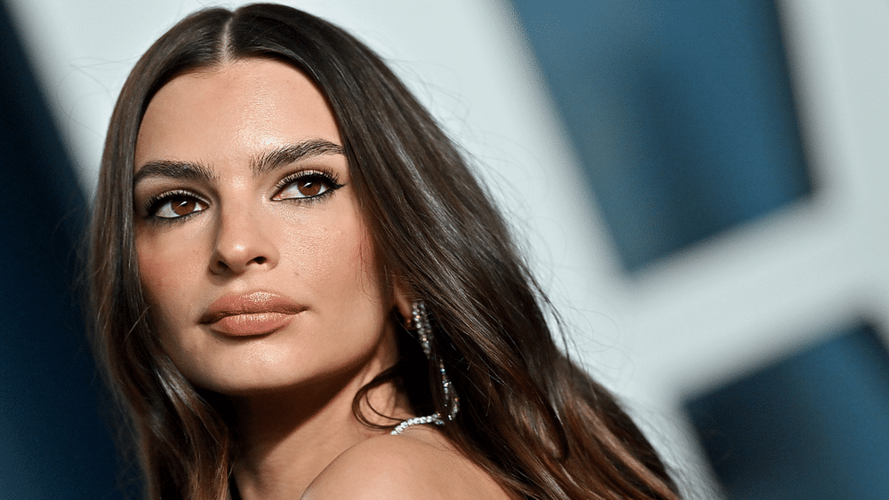 The $21  Bra That EmRata Loves Is Unbelievably Comfortable