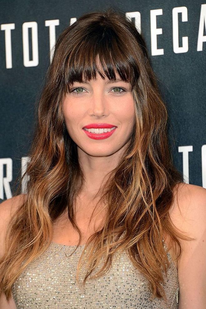 Jessica Biel's beachy ombre ends are offset by rich chestnut bangs. Photo: Getty