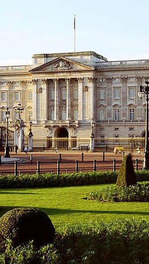 Buckingham Palace Plans To Hire A Diversity Chief: “We Are Listening And Learning”