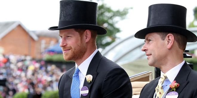 Prince Harry and Prince Edward sat together in the carriage with their spouses.
Photo: Getty