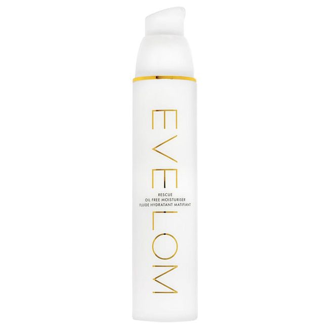 Its gel-lotion texture disappears upon application to keep skin refreshed and shine-free.  