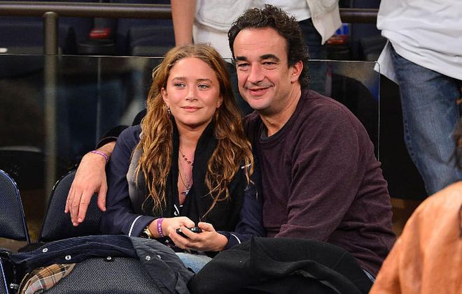 After four and a half years of marriage Mary-Kate Olsen filed for divorce from Olivier Sarkozy. Oslen, the 33-year-old actress and fashion mogul changed her position on children and wanted to start a family of her own with Sarkozy, who already has two children from a previous marriage with Charlotte Bernard.