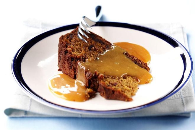 Family gatherings often involve traditional confections like jam roly-poly or sticky toffee pudding—favourites that Prince William and Prince Harry enjoyed as boys at Buckingham or Kensington Palace. At Christmas time, the royal family can expect Christmas pudding and fruitcake with the afternoon tea, but the duchess treats her little ones to cake and sweets on other occasions, too.

Photo: Getty