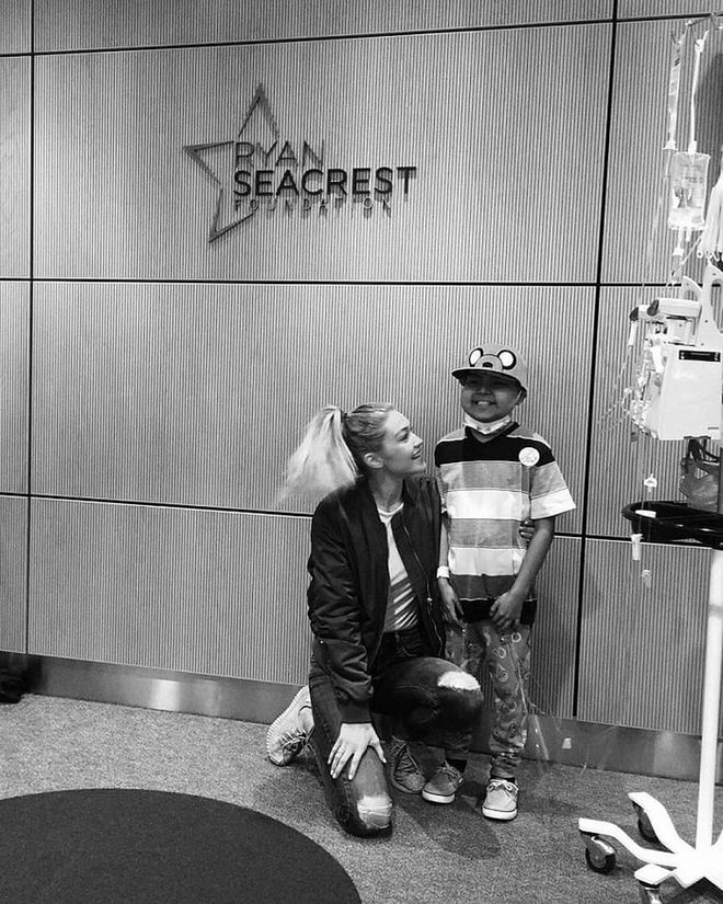 Gigi Hadid, Victoria's Secret Angel and now real-life angel, took time out of her busy schedule to visit with terminally ill kids at the Children's Hospital of Orange County. In a few photos posted to her Instagram, the model put smiles on several faces—but no grin was bigger than Hadid's own.
"Got to spend this afternoon with all my new heroes at @chocchildrens thanks to @ryanfoundation," she wrote of the experience. "These kids are so inspirational in their ability to find and show positivity, sense of humor, and personality regardless of their circumstances."
She added: "My heart is so full today because of them. So much love." *tears* Photo: Instagram