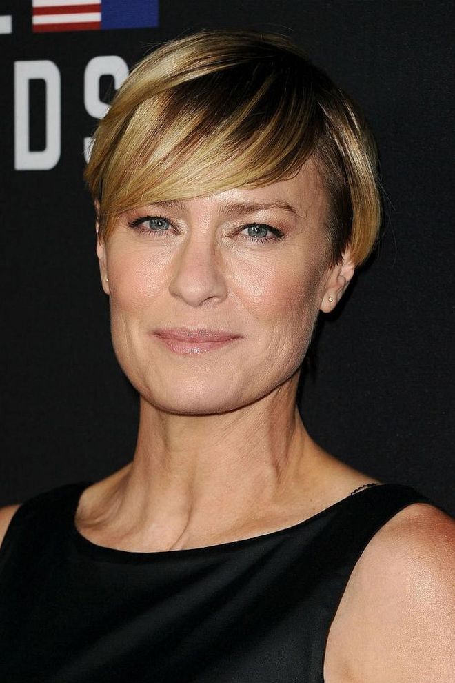 The lady with the best short hair on television, Robin Wright knows the power of a cut that doesn't require too much time to style in the morning. Photo: Getty