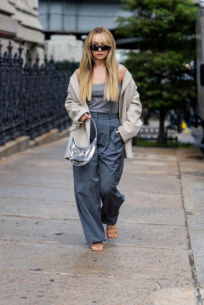 NEW YORK, NEW YORK - SEPTEMBER 10: Merve Görgöz wears grey pants, beige oversized blazer outside Area on September 10, 2023 in New York City. (Photo by Christian Vierig/Getty Images)