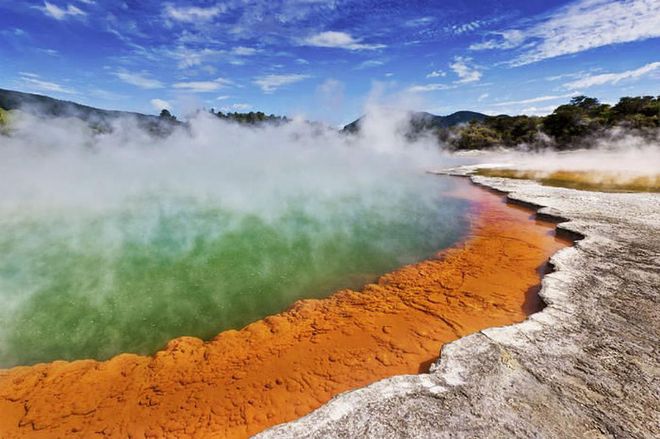 No visit to this geothermal sightseeing attraction would be complete without a trip to the mud pool, the largest in New Zealand.
Photo: Getty 