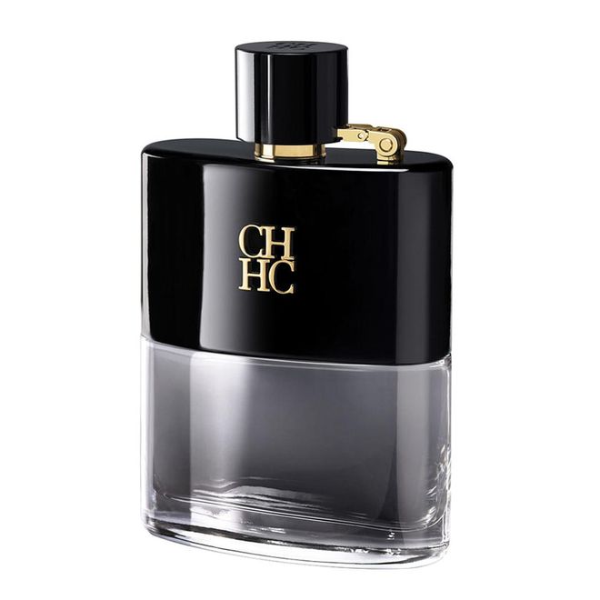 <b>Buy CH Men Prive for your man with the secret agenda to steal spritzes of this sweet whiskey scent. Because trust us, you won't be able to help yourself.  Luxurious whiskey accords with intense and sensual black leather, sugared with tonka bean and benzoin, this boozy scent is easily unisex. The flask bottle design is a nice touch too.  </b>