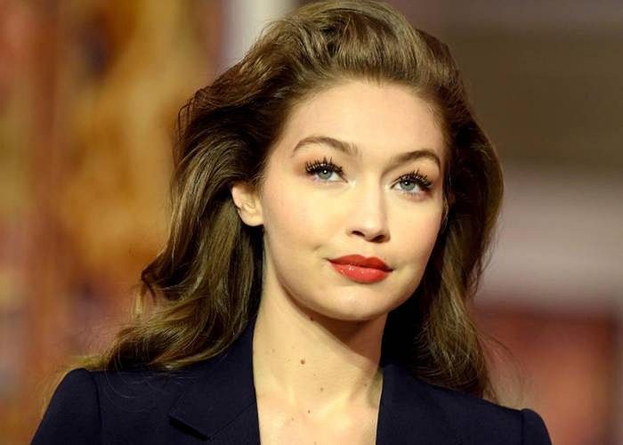 What A Boob! Gigi Hadid Getting Plastic Surgery To 'Fix' Her