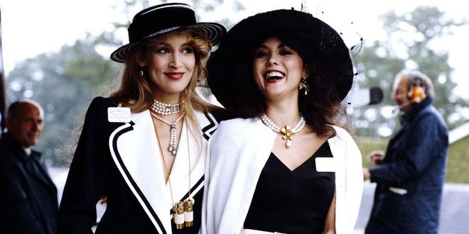 Jerry Hall and Marie Helvin. Photo: Getty 