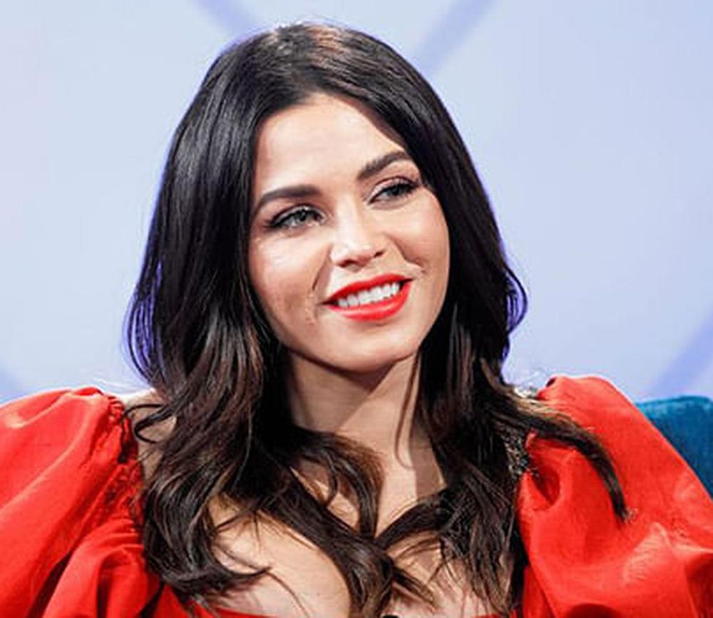 See Jenna Dewan's Oval Engagement RingSee Jenna Dewan's Oval Engagement RingSee Jenna Dewan's Oval Engagement Ring