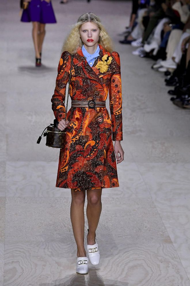 While burnt orange isn't usually associated with the festive season, we're loving how this paisley printed number from Louis Vuitton is fit for any party.

Photo: Showbit