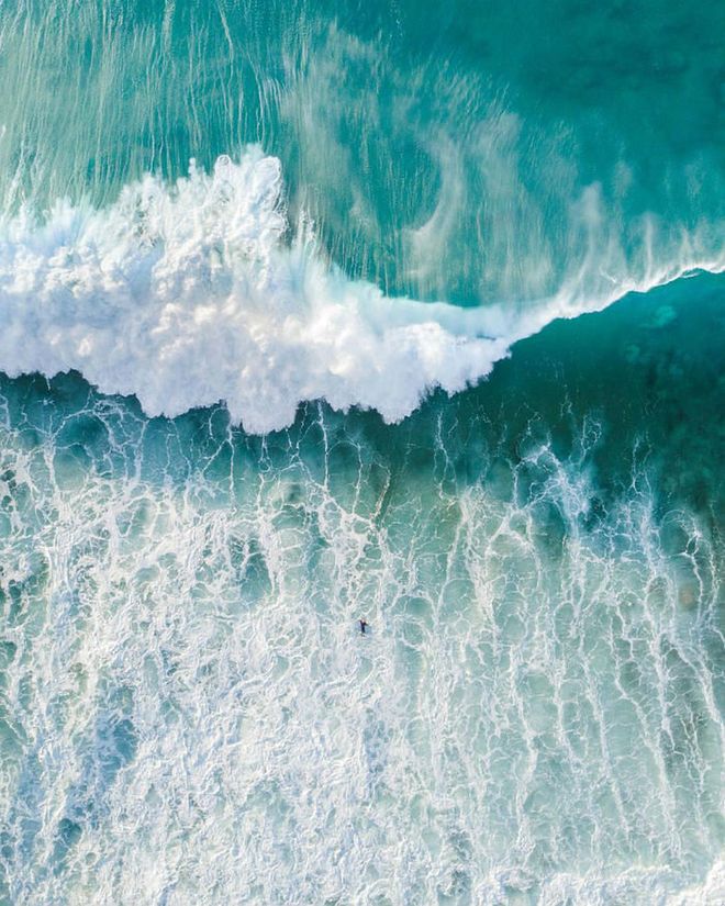 wave-in-the-ocean