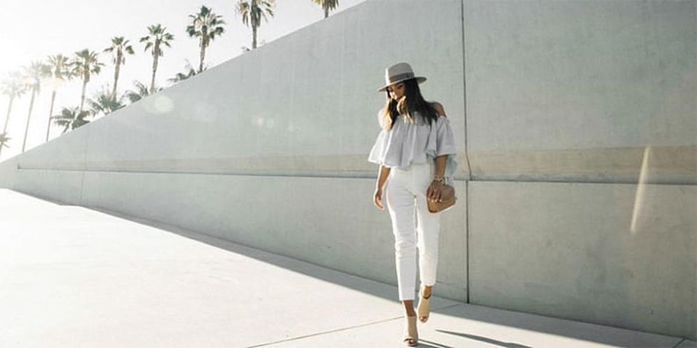 The Secret Tricks Fashion Bloggers Use To Get The Perfect #Ootd Shot