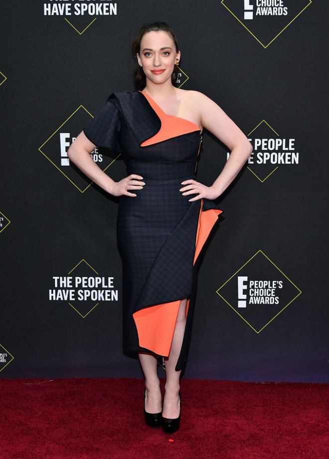 Kat Dennings in the Aquatic draped one-shoulder checked ponte dress by Maticevski.

Photo: Getty