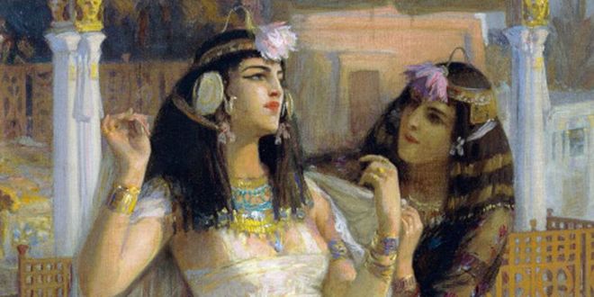 According to an ancient Egyptian legend, Cleopatra dissolved a pearl in wine to prove her love for Marc Antony and to show him that she could consume the wealth of a nation in a matter of minutes.
Photo: Getty