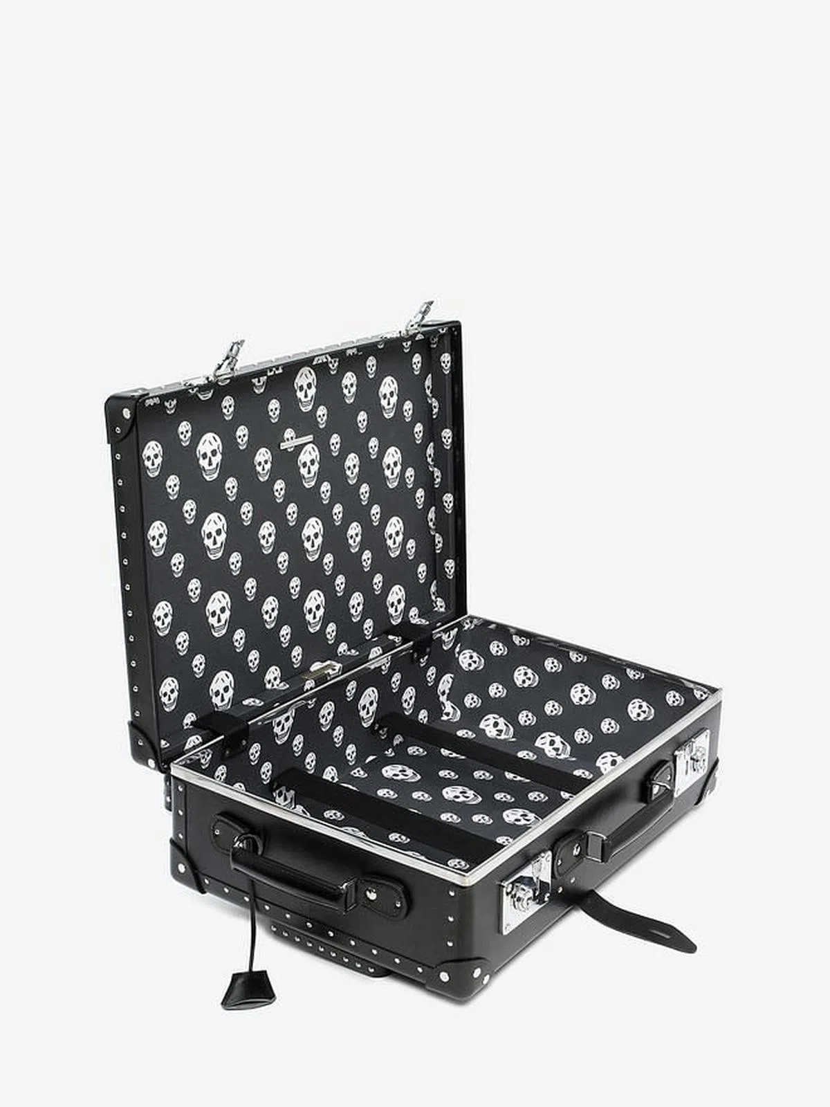 Be Jet Set Chic With These Travel Essentials Harper's Bazaar Singapore