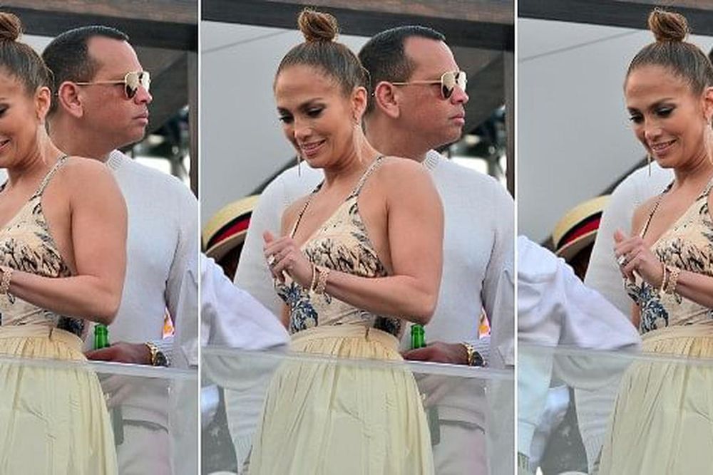 Jennifer Lopez Rocks Domestic Bliss In The Chicest Lounge Outfit