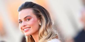 hbsg-margot-robbie-once-upon-a-time-in-hollywood