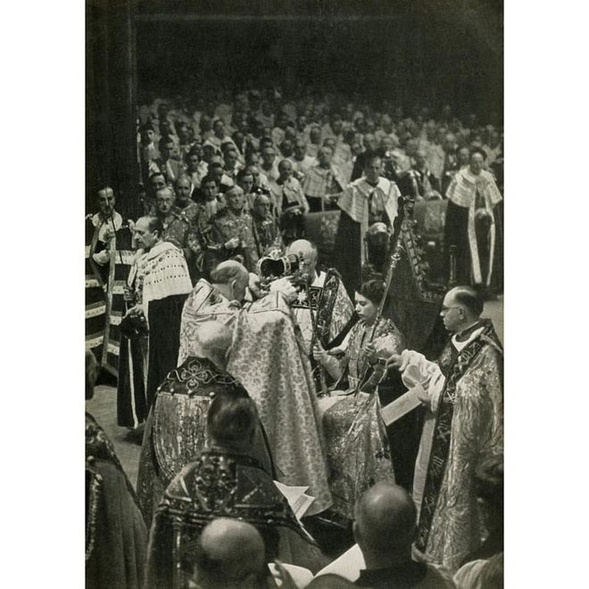 Queen Elizabeth II about to receive St Edward’s Crown during her 1953 coronation.