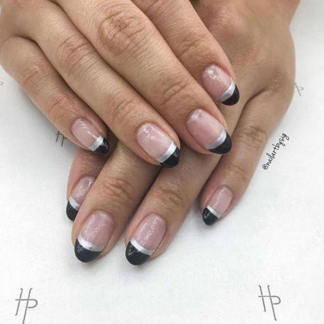 For nail art that feels modern yet minimal, choose a double dipped black and silver tip.
@nailartbysig