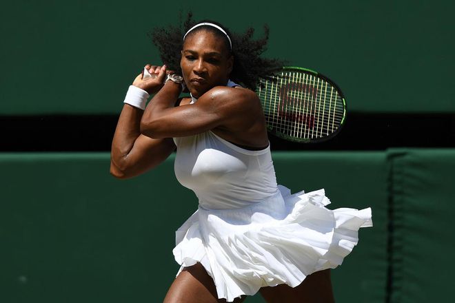 Last year, Serena Williams took yet another bold step and showed off some hot pink in her all-white ensemble. Her skin-tight frilly number at the beginning of the week did well to show off her muscles... Are we looking at another title?