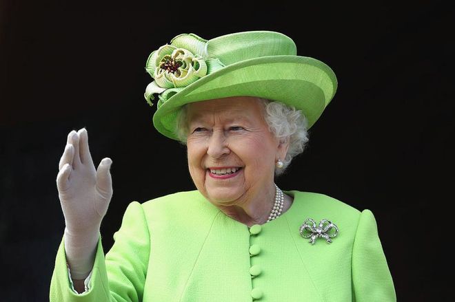 A wave from the Queen. Photo: Getty