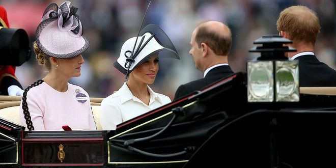 Meghan Markle, Duchess of Sussex, arrived via carriage while Sophie, Countess of Wessex sat beside her.
Photo: Getty