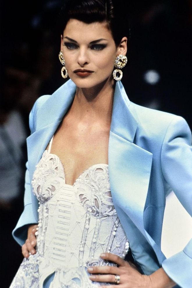 Dior Haute Couture Spring/Summer 1992-1993 fashion show. Photo: Getty 