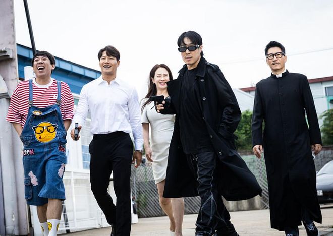 Outrun by Running Man, starring Kim Jong-kook, Haha, Jee Seok-jin (Photo: Disney+)